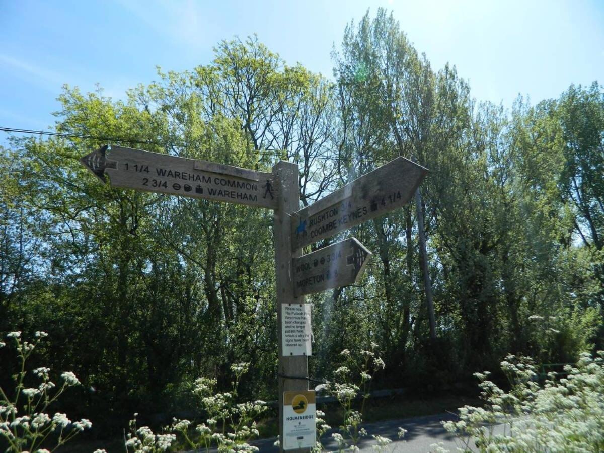 River Cottage A Country Retreat In Wooded Gardens East Stoke  Екстериор снимка